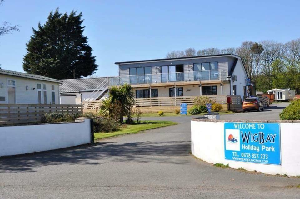 Oor Wee Hoose Hotel Leswalt Buitenkant foto